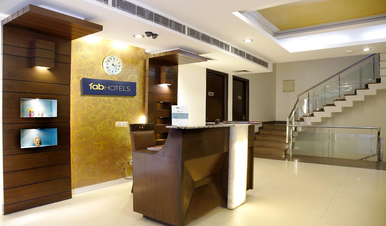 Fabhotel Oasis Dlf Phase 3 Gurgaon Extérieur photo