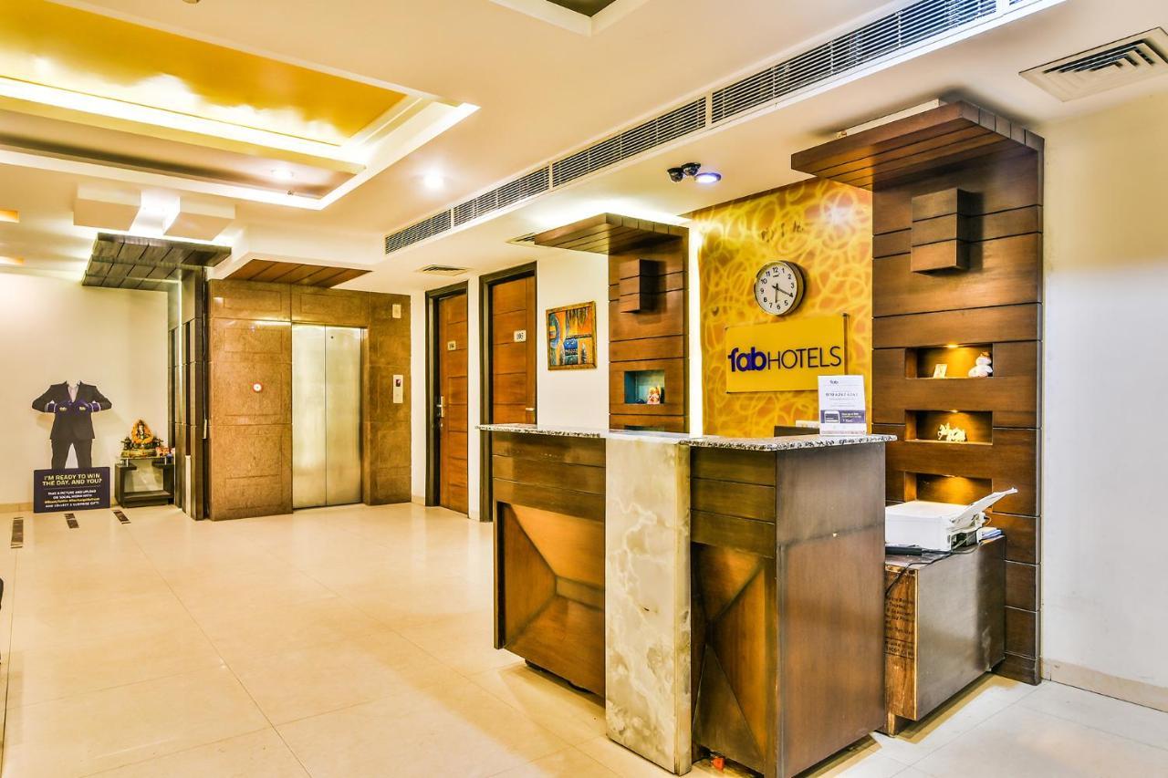 Fabhotel Oasis Dlf Phase 3 Gurgaon Extérieur photo