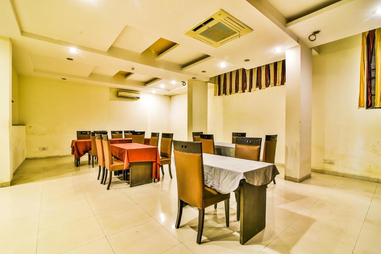 Fabhotel Oasis Dlf Phase 3 Gurgaon Extérieur photo