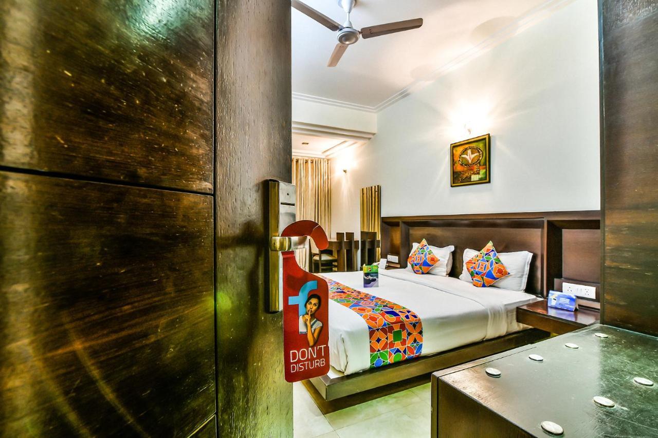 Fabhotel Oasis Dlf Phase 3 Gurgaon Extérieur photo