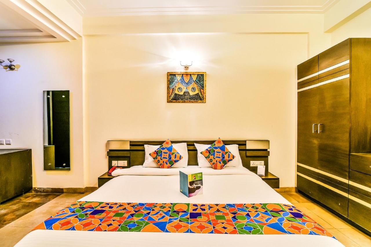 Fabhotel Oasis Dlf Phase 3 Gurgaon Extérieur photo